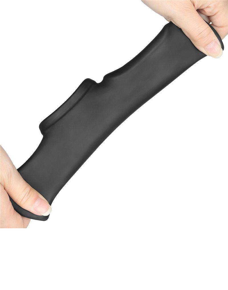 LoveToy - Silk Knights Ring - Vibrerende Penis en Scrotum Sleeve (Ø 2,8 cm) - Zwart