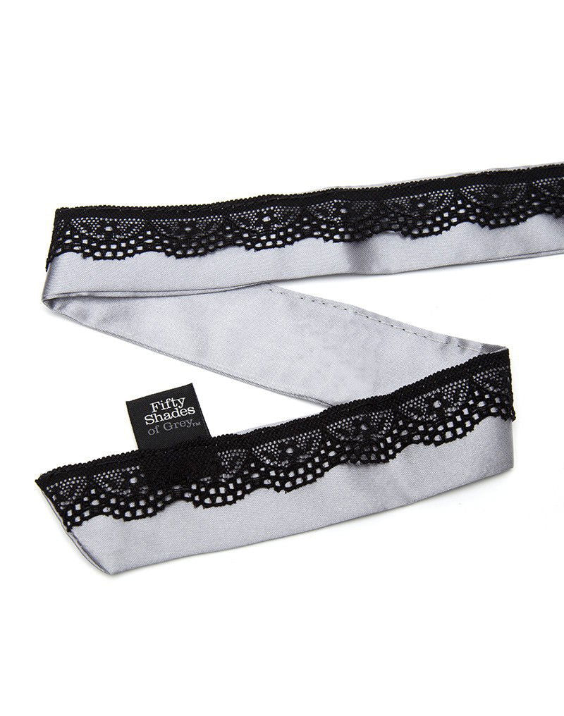 Fifty Shades of Grey - Satijnen & Kanten Halsband & Tepelklemmen