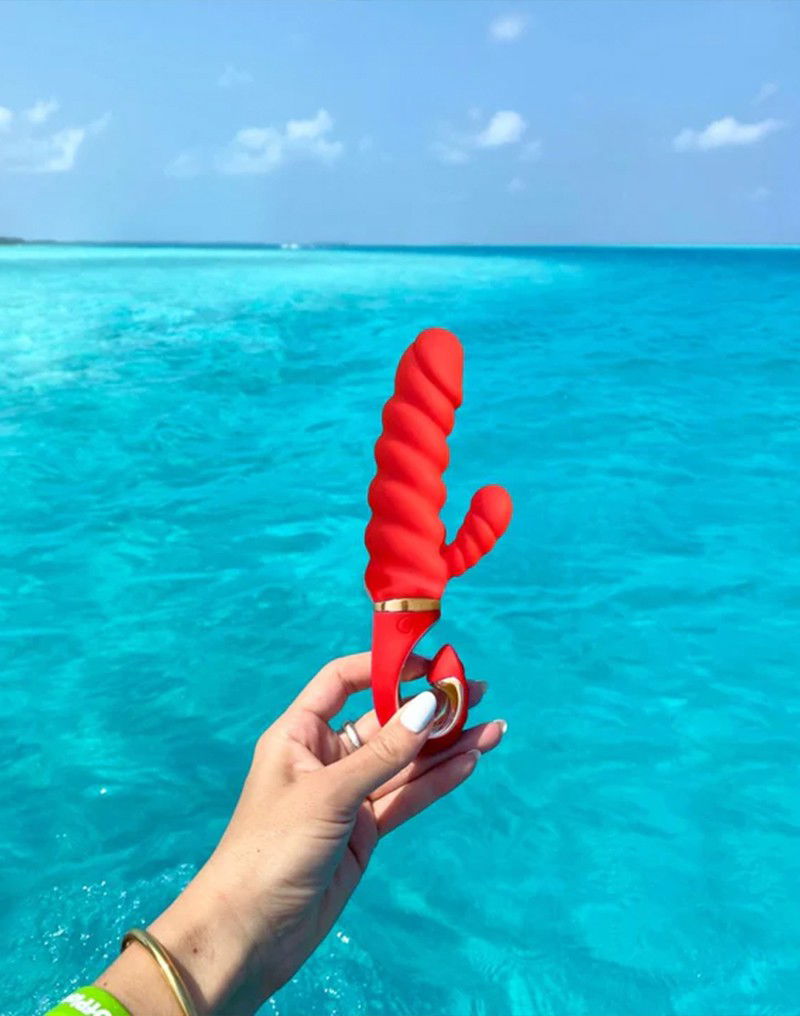 Gvibe - GCandy Mini - Geribbelde Rabbit Vibrator - Rood