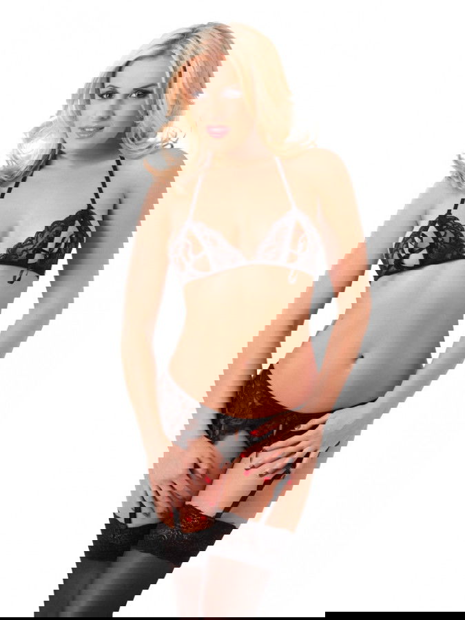 Rimba - BH, Jarretelles-G-String & kousen