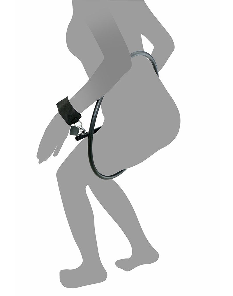 Rimba Restraint Ring met boeien en hangslot