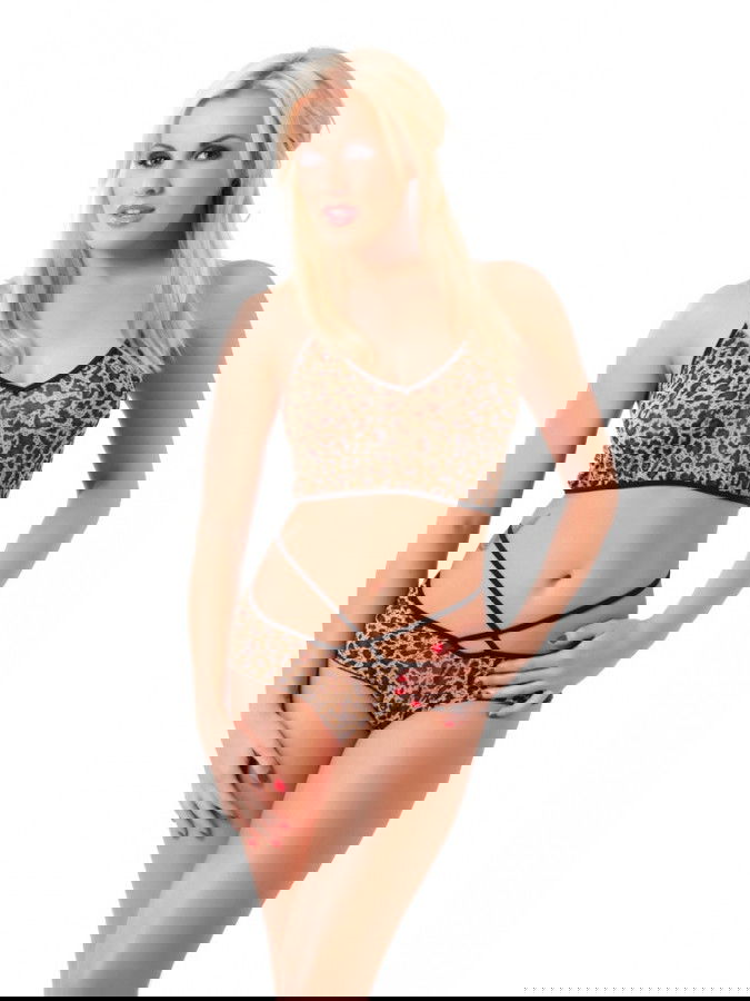 Rimba - Top + Hot pants