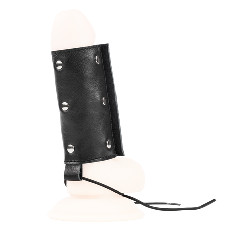 Rimba Bondage Play - Lederen Peniskoker met spijkers - Zwart