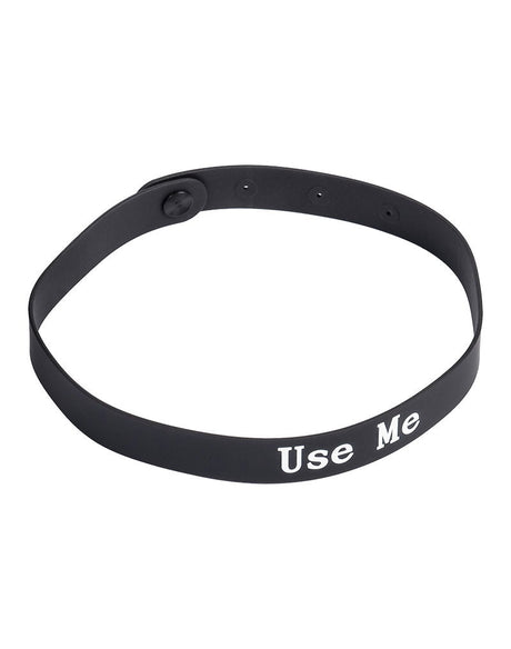 Rimba Latex Play - Halsband met opschrift 'Use Me' - Zwart & Wit