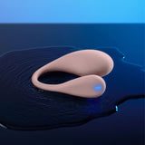 KIIROO- Spot - Draagbare Interactieve Ei-vibrator - Kiss Me Pink