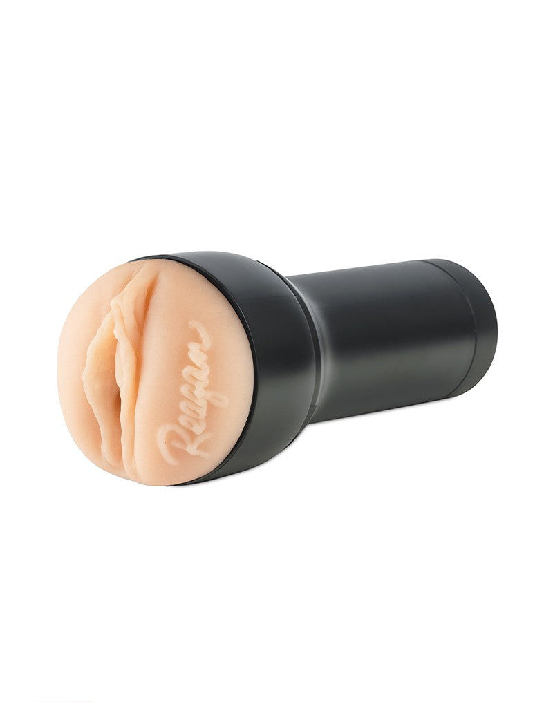 Kiiroo - FeelStar Stroker - Reagan Fox