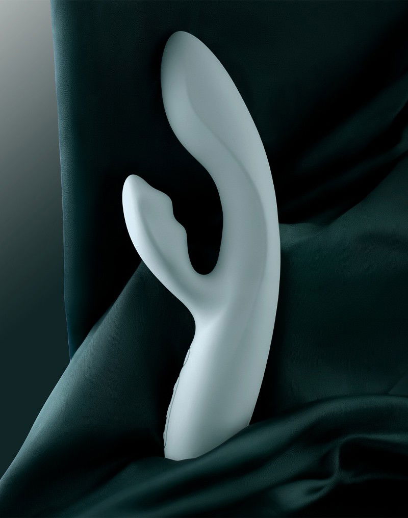 SVAKOM - Chika - verwarmende Rabbit Vibrator App controlled  - Grijs